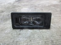 Фонарь подсветки номера Skoda Rapid 2013-2020 Skoda Superb 2015> Skoda Yeti 2009-2018 VW Jetta 2011-2018 VW Jetta 2019> VW Polo (Sed RUS) 2011-2020 (5NA943021 LED) — фото 1