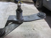Трапеция дворников на Toyota Auris E150 — фото 2