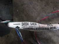 проводка двери передней правой на Nissan Tiida C11 — фото 8