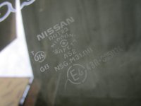Стекло двери задней левой форточка на Nissan Tiida C11 — фото 2