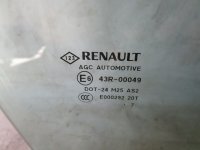 Стекло двери передней правой на Renault Laguna BT — фото 4
