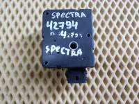 Моторчик заслонки отопителя Kia Spectra 2001-2011,Sephia/Shuma 1996-2001,Sephia II/Shuma II 2001-2004,Carens 2000-2002 (0K2N161A35) — фото 1