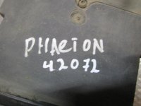 Блок реле на Volkswagen Phaeton — фото 7