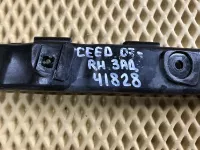 Направляющая заднего бампера правая на Kia Ceed ED — фото 13
