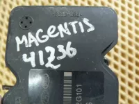 Блок ABS на Kia Magentis MG — фото 9