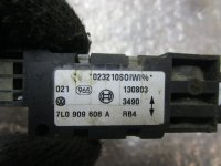 Датчик AIR BAG на Volkswagen Touareg GP — фото 4