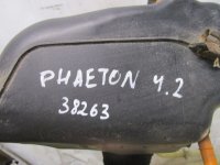 Накопитель топливный на Volkswagen Phaeton — фото 8