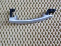 Ручка двери наружная на Volkswagen Polo Mk5 — фото 2