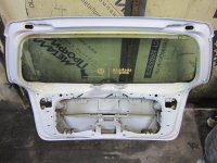 Дверь багажника со стеклом на Volkswagen Passat B7 — фото 3