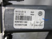 Моторчик стеклоподъемника задний левый на Volkswagen Jetta A6 — фото 5