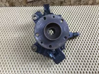 Кулак поворотный передний левый Renault Fluence 2010-2017,Megane III 2009-2016,Scenic III 2009-2015 (400150083R) — фото 1