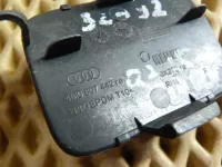 Заглушка буксировочного крюка на Audi Q7 4M — фото 3