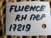 Петля двери передней правой верхняя на Renault Fluence — фото 5