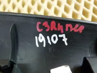 Уголок двери передней правой внутренний на Citroen C3 Picasso — фото 9