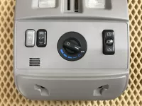Плафон салонный на Cadillac SRX — фото 4