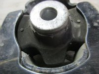 Опора двигателя передняя на Toyota Auris E150 — фото 4