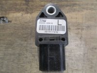 Датчик AIR BAG на Toyota Avensis T250 — фото 1