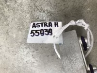 Трубка кондиционера на Opel Astra H — фото 9