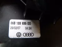 Корпус воздушного фильтра на Audi A4 B7 — фото 8