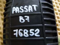 Патрубок интеркулера на Volkswagen Passat B7 — фото 9