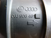 Датчик массового расхода воздуха на Volkswagen Passat B7 — фото 5