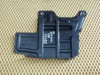 Пыльник двигателя боковой левый Nissan Fuga PY50 2004-2009 Infiniti M (Y50) 2004-2010 (75894EG000) — фото 1
