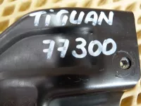 Кронштейн замка капота на Volkswagen Tiguan — фото 7