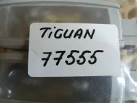 Плафон салонный на Volkswagen Tiguan — фото 6