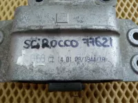 Опора двигателя левая на Volkswagen Scirocco Mk3 — фото 8