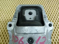 Опора двигателя левая на Audi A4 B8 — фото 3