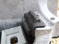 Опора КПП на Renault Megane — фото 4