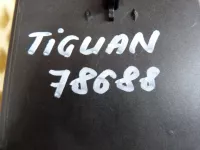 Блок электронный на Volkswagen Tiguan — фото 6