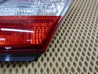 Фонарь задний внутренний правый на Nissan Fuga Y51 — фото 3