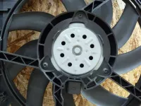 Диффузор в сборе с вентилятором на Audi A4 B8 — фото 7