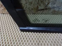 Стекло кузовное глухое левое на Audi A3 8P — фото 2
