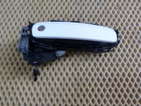 Ручка наружная двери передней правая Audi A3 [8PA] Sportback 2004-2013 (4F0837208B 4F2837240 8P2837886A) — фото 1