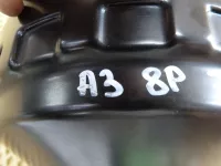 Усилитель тормозов вакуумный на Audi A3 8P — фото 9