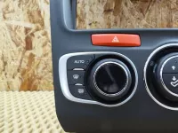 Блок управления климатической установкой на Citroen DS4 — фото 7