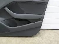 Комплект обшивок двери на Audi A3 8V — фото 28