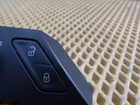 Переключатель регулировки зеркала на Volkswagen Golf Mk7 — фото 4