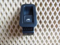 Кнопка стеклоподъемника VW Golf VII 2012-2020 (5G0959855H) — фото 1