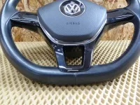 Рулевое колесо на Volkswagen Golf Mk7 — фото 2