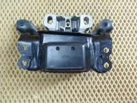 Опора двигателя левая на Volkswagen Golf Mk7 — фото 8