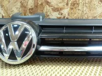 Решетка радиатора на Volkswagen Golf Mk7 — фото 5