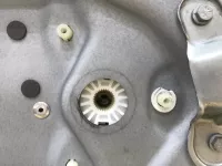 Стеклоподъемник электрический передний правый на Volkswagen Touran — фото 6