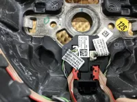 Рулевое колесо на Volkswagen Touran — фото 12