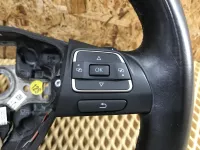 Рулевое колесо на Volkswagen Touran — фото 11
