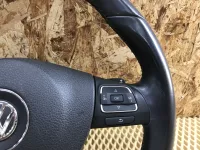 Рулевое колесо на Volkswagen Touran — фото 3