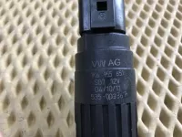 Насос омывателя на Volkswagen Touran — фото 6
