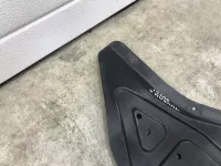 Пыльник двигателя центральный на Volkswagen Touran — фото 6